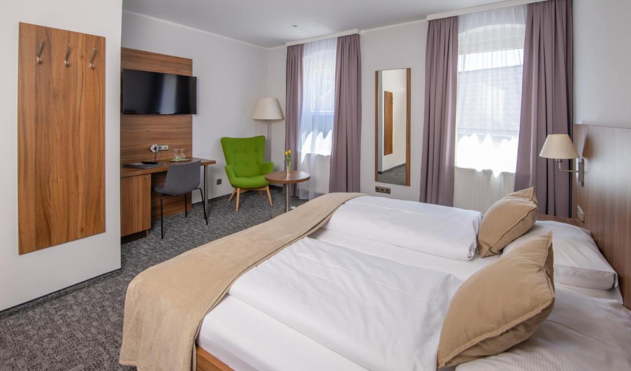 Seehotel Im Weyer Gmunden Esterno foto