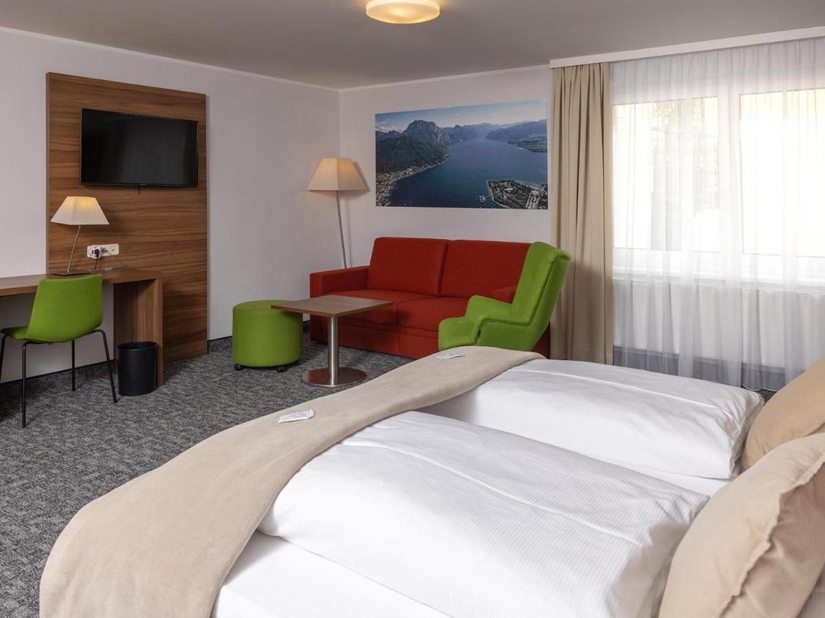 Seehotel Im Weyer Gmunden Esterno foto