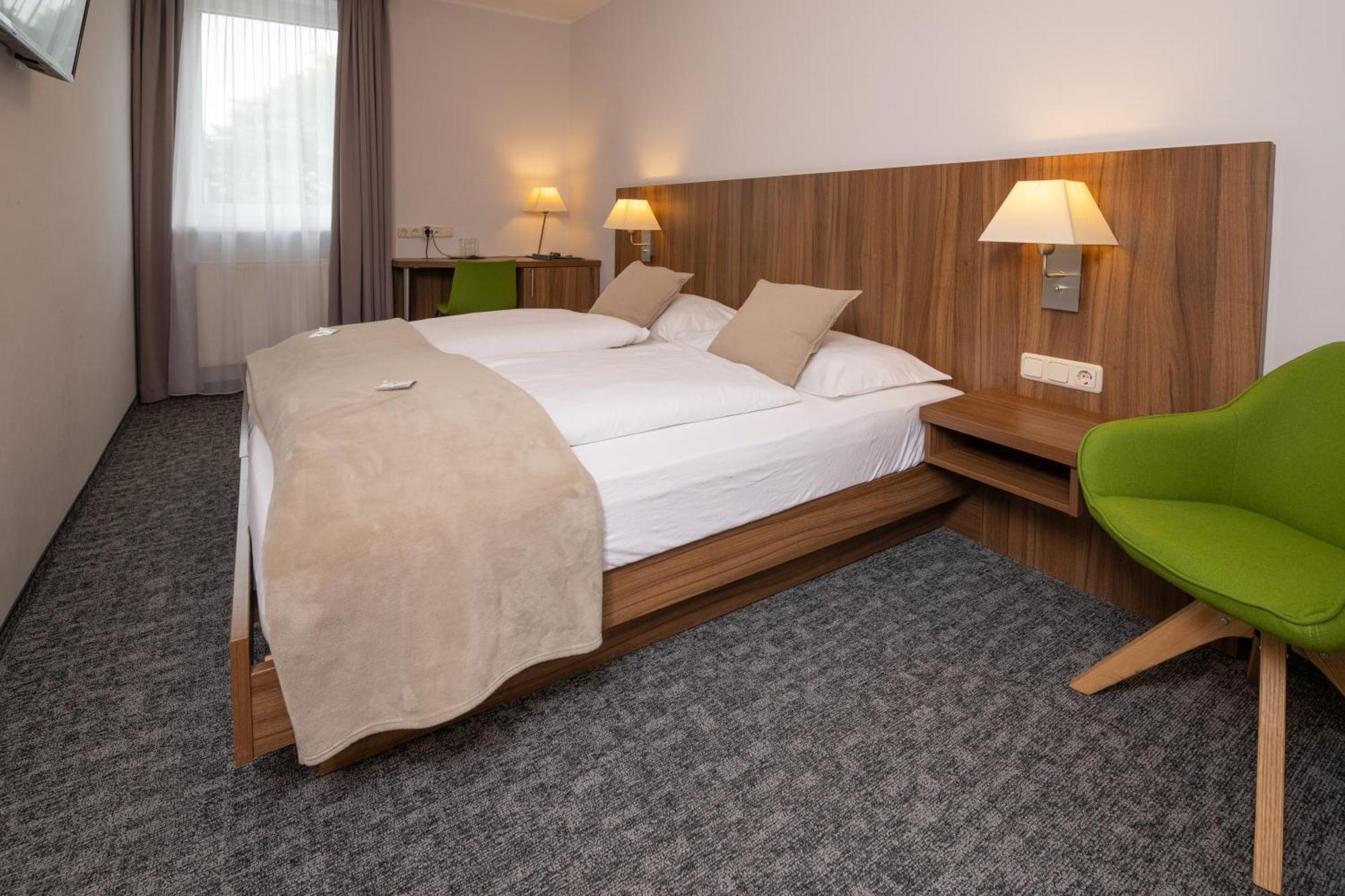 Seehotel Im Weyer Gmunden Esterno foto