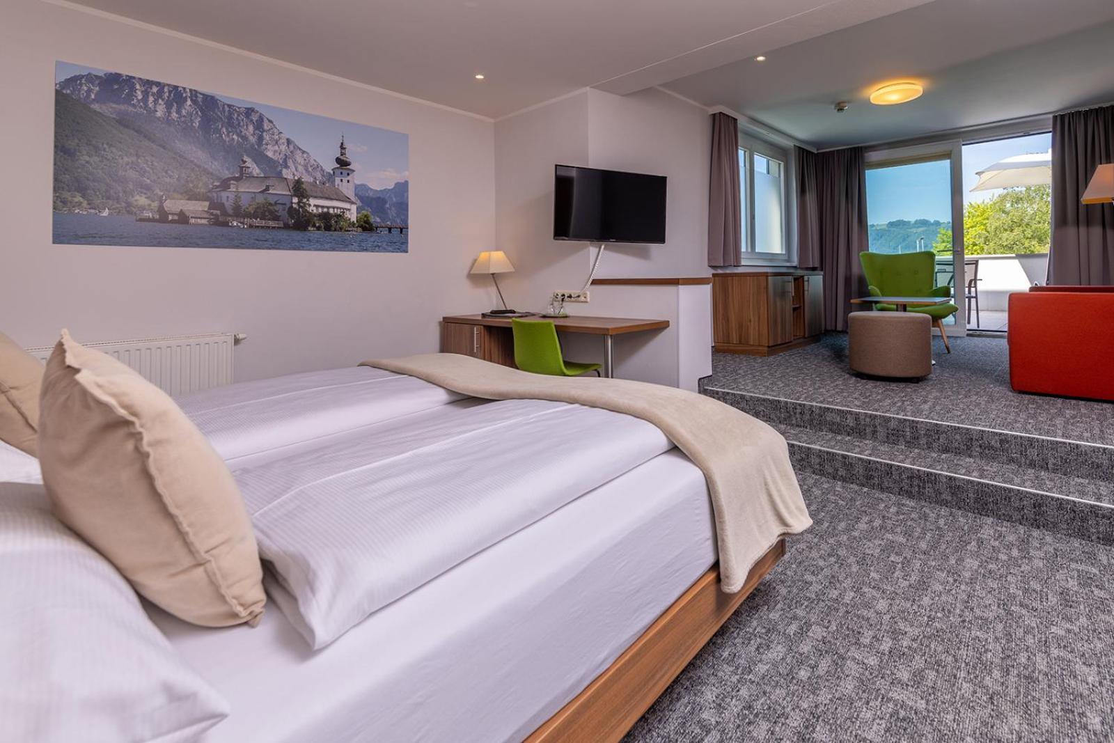 Seehotel Im Weyer Gmunden Esterno foto