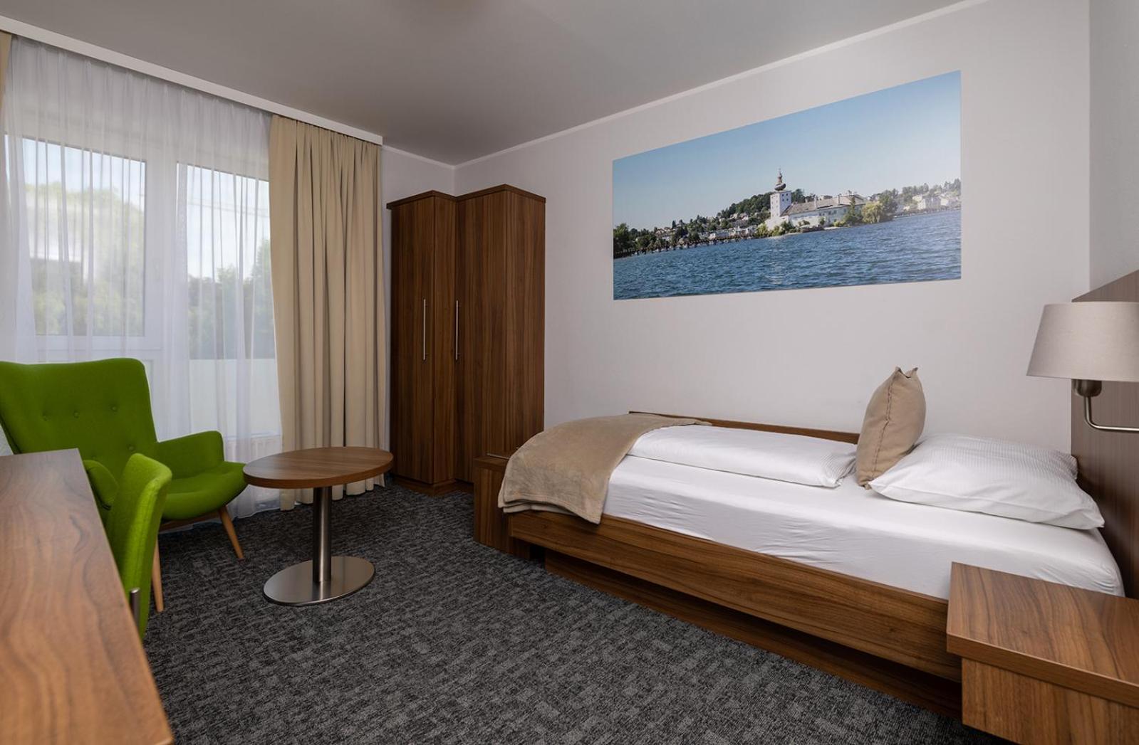 Seehotel Im Weyer Gmunden Esterno foto